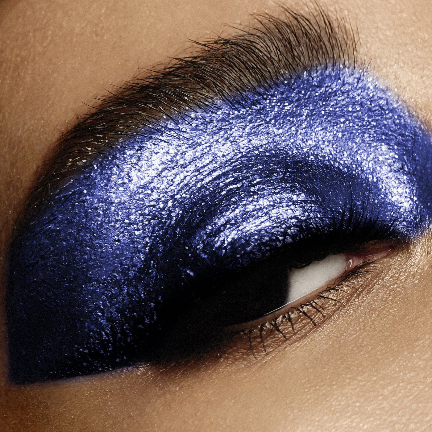 EYE/DAZZLE | The Liquid Metallic Eyeshadow
