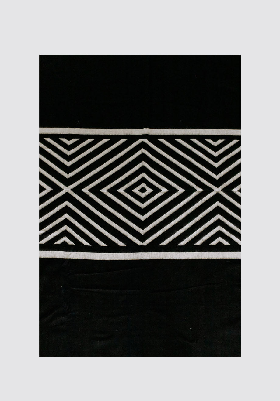 Paramo Blanket | Natural/Black